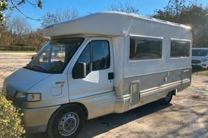 Laika ecovip 7r camper semi integrale
