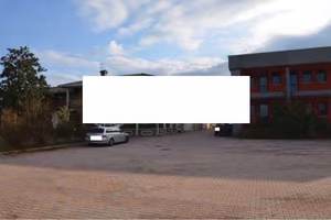 Immobile in asta di 3336 m² con più di 5 locali a 