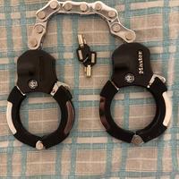 Manette antifurto master lock nere a 9 maglie