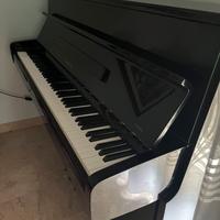 Pianoforte Yamaha made in japan