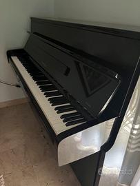 Pianoforte Yamaha made in japan