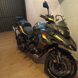 Benelli trk 502x 