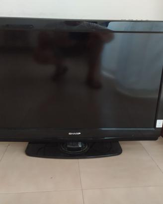 televisore shatp 32 aquos