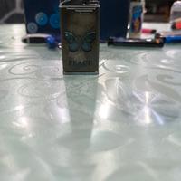 accendino da collezione con farfalla 