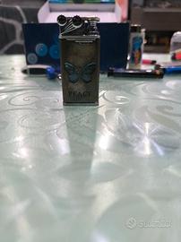 accendino da collezione con farfalla 