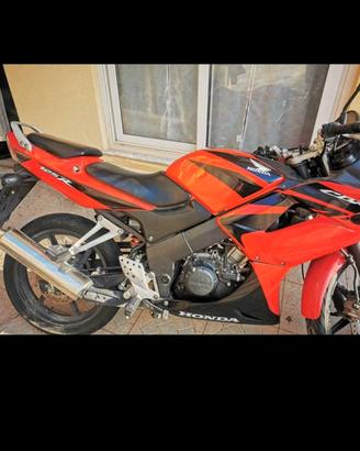 Honda CBR 125 
