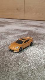 Hot Wheele- Porsche Panamera 2013.