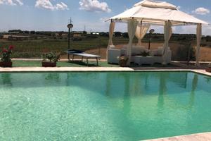 Vendita villa con piscina Grottaglie