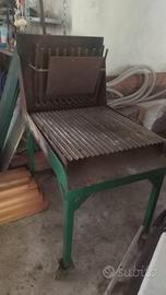 griglia in acciaio con ruote