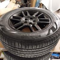 5 cerchi 19' gommati Land Rover Defender