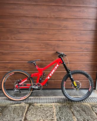 Trek Session 9.9 27.5