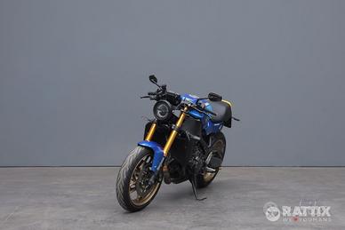 YAMAHA XSR 900