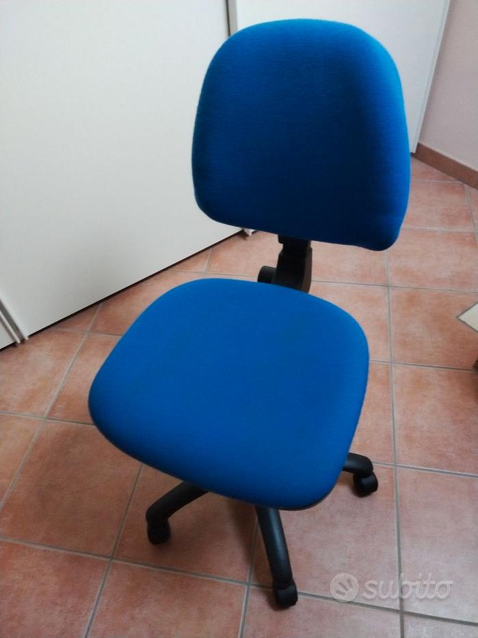 Stock Sedie Ufficio Usate Sedie Da Ufficio Mobili Usati Roma E