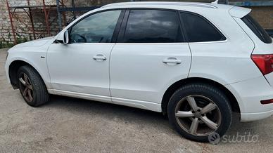 Pezzi di Ricambi Audi q5 2011 2.0d