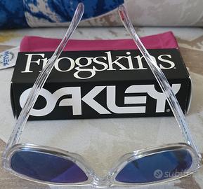 Oakley Frogskins Crystal Clear Prizm Sapphire