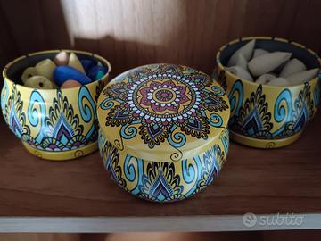 coni di incenso a cascata