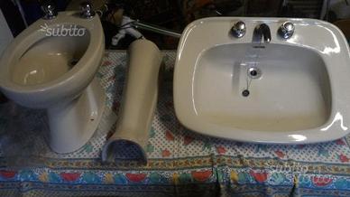 Lavandino e bidet da bagno