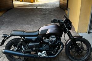 Moto Guzzi V7 III Stone