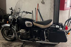 Moto Guzzi V7 anni 70