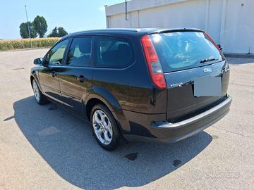 Ford Focus 1.8 tdci