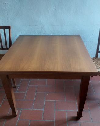 Tavolo da cucina in legno a libro 