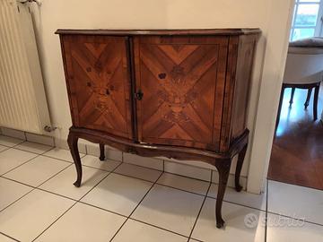 mobiletto antico