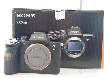 SONY A7 R IV
