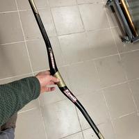 Manubrio Carbon Rental