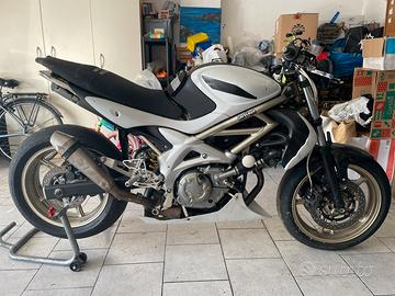 Suzuki gladius