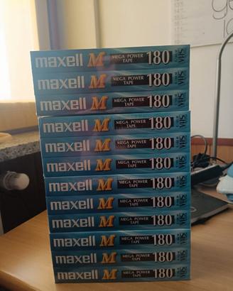 N. 12 VHS vergini