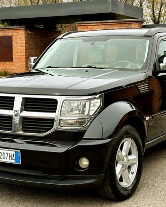 DODGE NITRO 2.8D aut- 4x4 inserib-Nav,Pelle,Dvd-20