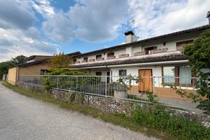 Ampia proprietà rurale indipendente - progetto b&b