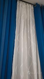 Tenda doppia bianca e blu oltremare