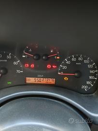 auto Fiat punto benzina 