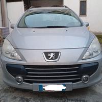 Peugeot 307 SW diesel 2.0. Comandi per disabili.