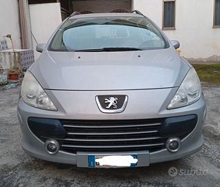 Peugeot 307 SW diesel 2.0. Comandi per disabili.