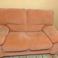 Divano 2 posti in microfibra vellutino 