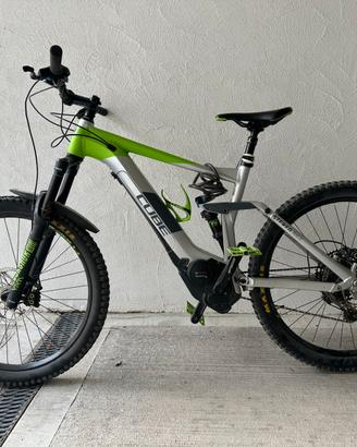 Bici elettrica mtb  CUBE