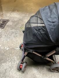Passeggino per cani e accessori