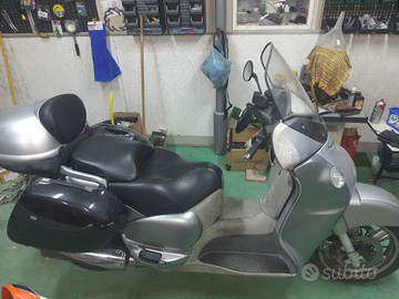 Aprilia scarabeo 500