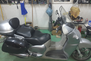 Aprilia scarabeo 500