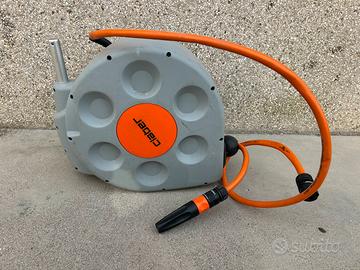 Avvolgitubo automatco da parete Claber