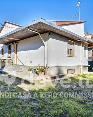 Villa di 240 m² con 4 locali e box auto doppio a C