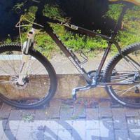 BICI-M.T.BIKE DELLA BIANCHI MOD JAB 27,4C DEORA-21