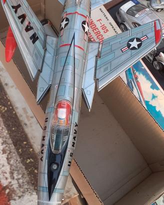 F 105 Thunderchief Jet Fighter Made Japan anni 60
