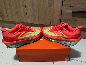 NIKE zoom Fly 6
