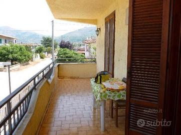 Baia felice 350m dal mare in villetta