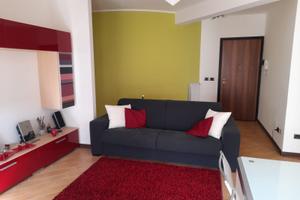 Via Campania appartamento ristrutturato . Garage