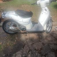 Aprilia Scarabeo 50 - 2009