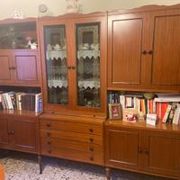 Mobile da soggiorno in legno